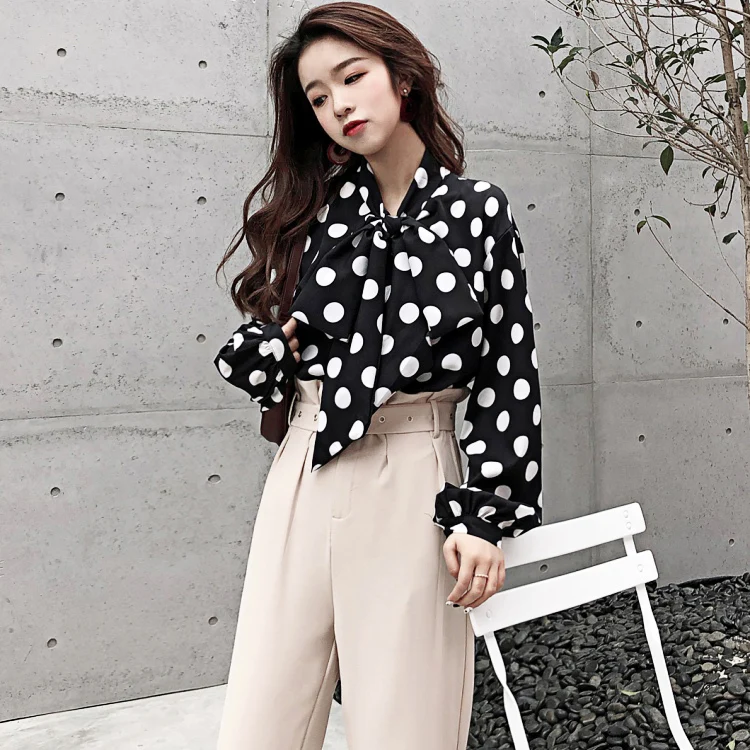 

2018 Spring Bow Tied Neck Polka Dot Blouse Women Lace Up Long Sleeve Office Lady Loose Work Shirts Korean Fashion Chic Tops