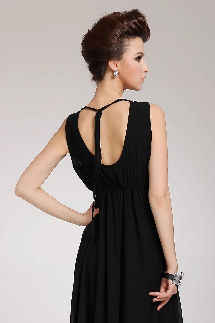 В наличии элегантное тонкое женское платье с высокой талией и открытой спиной