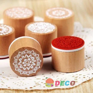 

1PC New sweet lace series wood round stamp Gift stamps Wholesale (ss-894)
