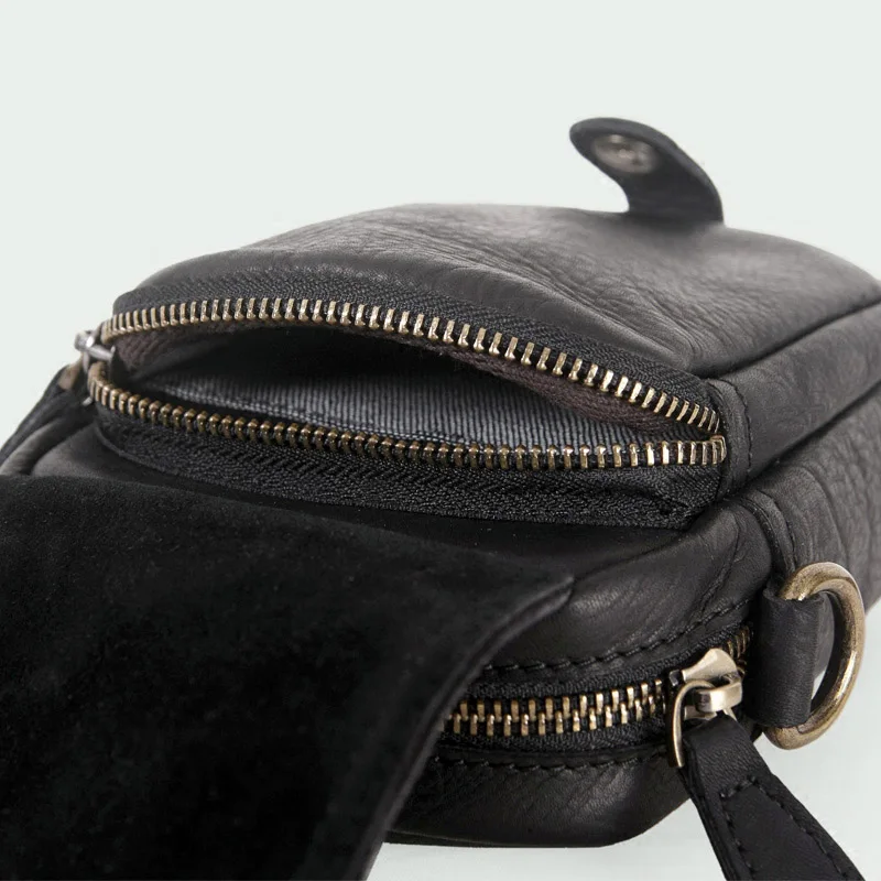 AETOO Men's Outdoor Leisure multifunctional cowhide shoulder crossbody bag wearing belt leather waist bag