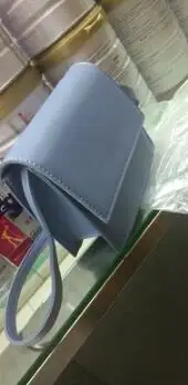 QQ20181011021349