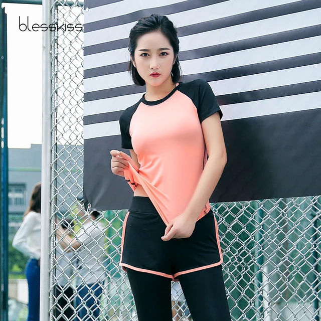 BLESSKISS Quick Dry Yoga Top Women Professional Short Sleeve Female Exercises Gym Running T-Shirts Fitness Sport Top T Shirts
