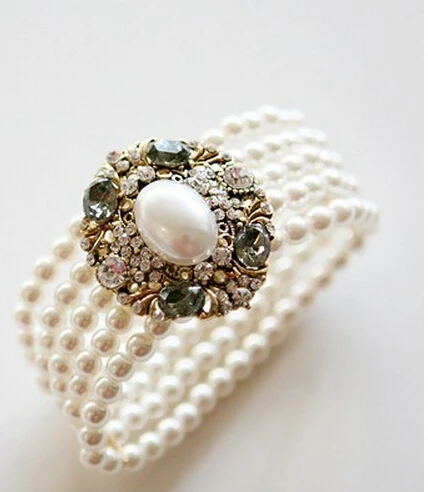 

Hot selling Elegant 5 Strands Pearl Rhinestones Oval Icon Elastic Bracelet B66