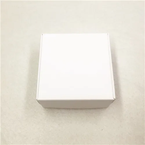 65*65*30 мм крафт бумажный самолет подарочные коробки Набор для изготовления мыла коробка ювелирных изделий/торта/рукоделия/конфеты бумажные коробки для хранения 50 шт - Цвет: White