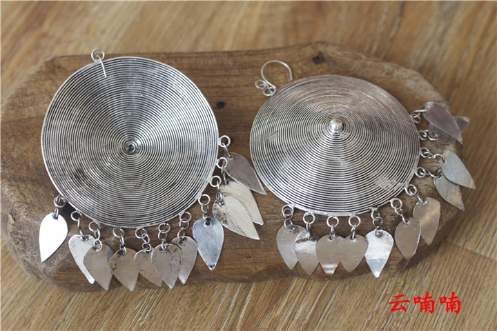

Exaggerated personality jewelry retro round earrings ethnic handmade Miao thick silver e>>>silver girls for women Free shipping