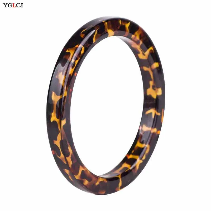

YGLCJ 1 piece round ladies resin bracelet fashion girl retro leopard style jewelry for women's gif