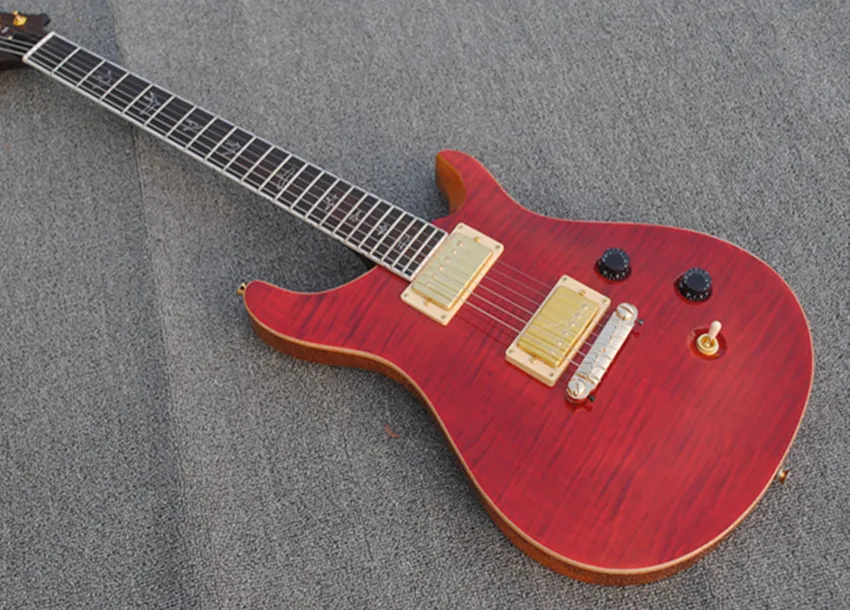 

High quality electric guitar, red tiger veneer, rosewood fingerboard, can be customized