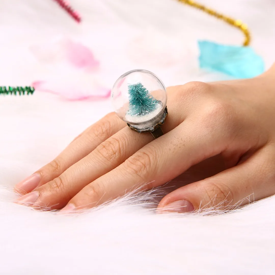 Shellhard Luminous Xmas Rings Shellhard Christmas Tree Glass Snowball Glow In The Dark Finger Ring For Women Men Jewelry