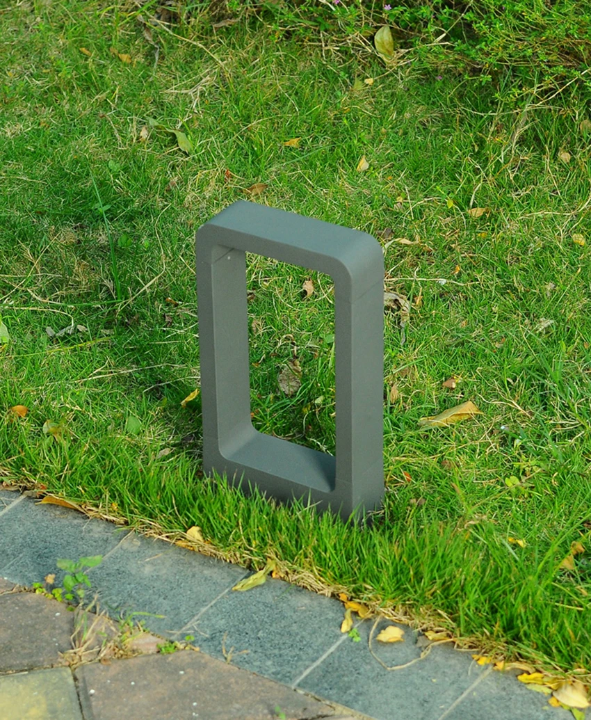 AT25 LAWN LIGHT (4)