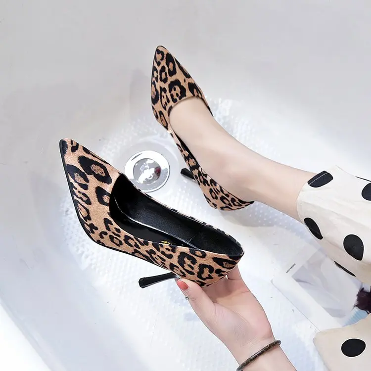 

Sexy leopard high heels 2019 spring and autumn new European and American pointed suede shallow mouth casual single shoes