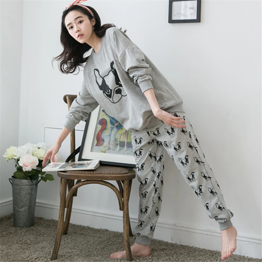 1. WalMart Stylish maternity clothing is designed to flatter your bump and keep you feeling beautiful and confident for all nine months and beyond. Always on-trend and fashionable, our pregnancy clothes are made for you to enjoy #40weeksofchic.