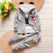 2016 hiver enfants vêtements set enfants de Bande Dessinée de Mickey Mouse T-shirt manteau à capuche + pantalon 3 pcs costume bébé garçon coton ensemble 1-quatre années