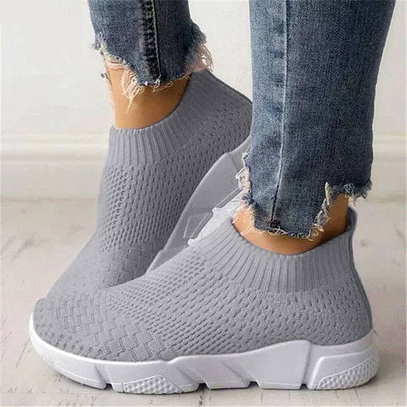 النساء أحذية زائد حجم أحذية رياضية Flyknit المرأة جديد أحذية مفلكنة عارضة الإناث زلة على حذاء مسطح الأبيض شبكة المشي الأحذية النساء أحذية زائد حجم أحذية رياضية Flyknit المرأة جديد أحذية مفلكنة عارضة الإناث زلة على حذاء مسطح الأبيض شبكة المشي الأحذية