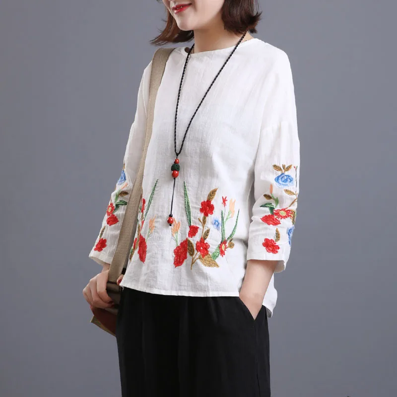

QPFJQD Women Vintage Embroidery Tops 2019 Spring Long Sleeve Vintage Blouse O-Neck Loose Lady Casual Loose Shirts Chemise Blusas