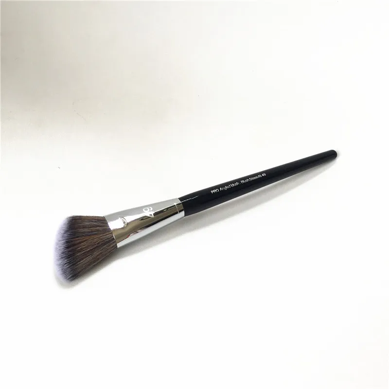 Sephora  Pro Angled Blush Brush #49 _ 4