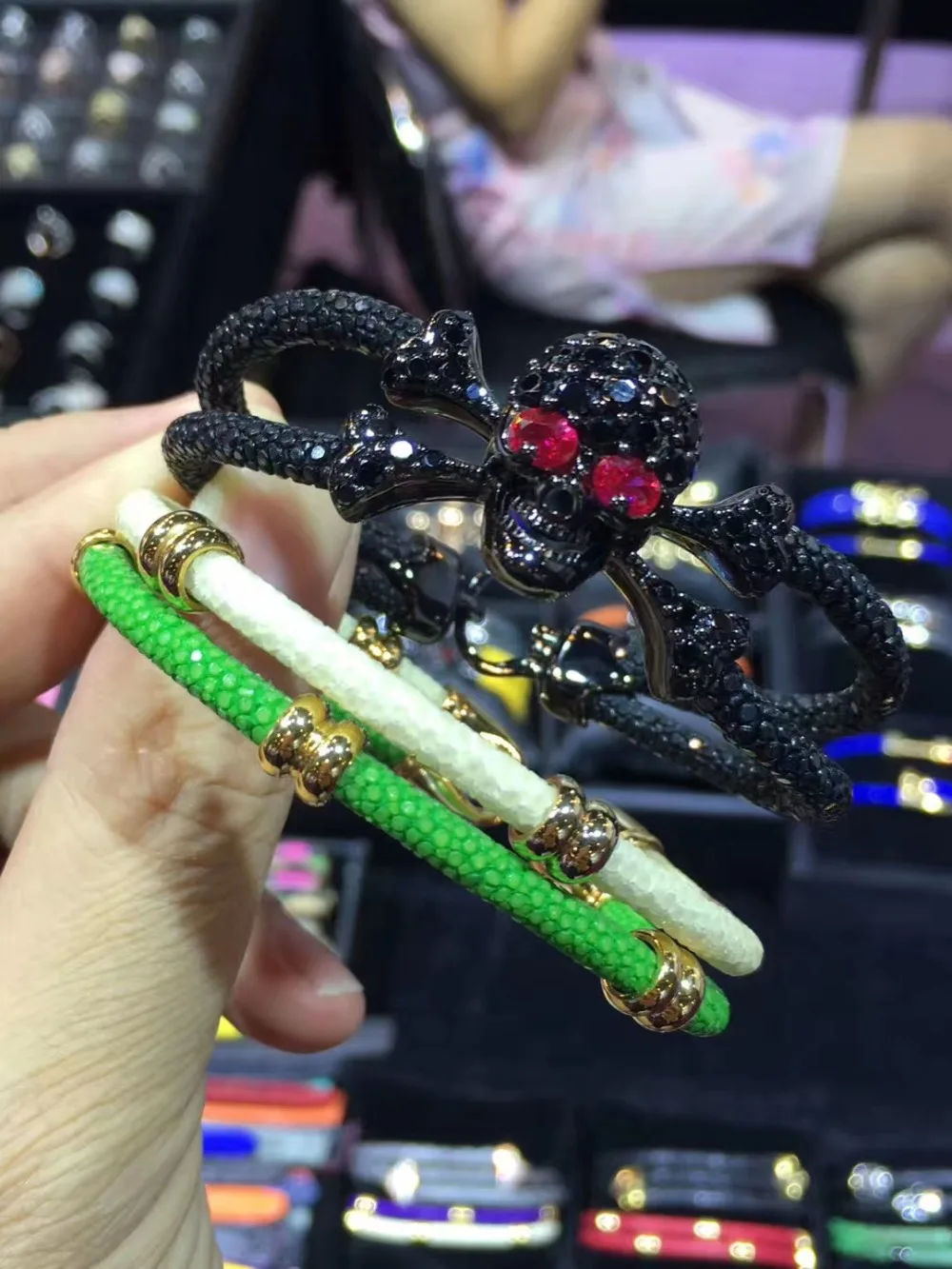 green and white stingray leather bracelet,mixed color stingray bracelet for men