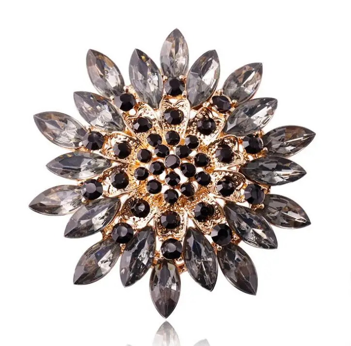 

Creative Acrylic Brooch Alloy Fashion Flower Brooch Female Garment Accessories