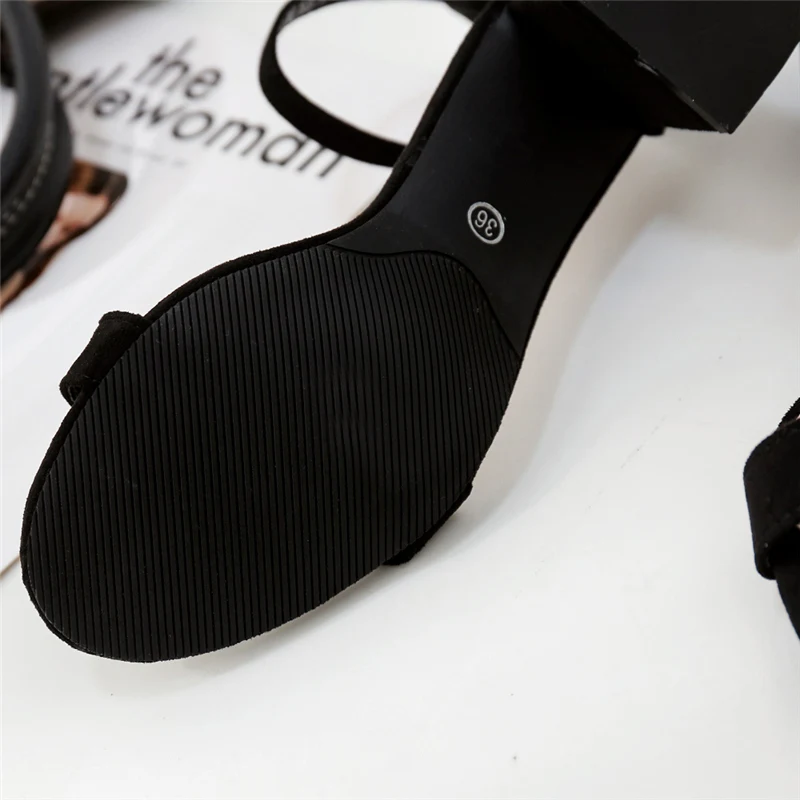 2019 Women Summer 5cm Low High Heels Classic Chunky Sandals Female Sweet Casual Block Heels Sandals Lady Buckle Black Cute Shoes