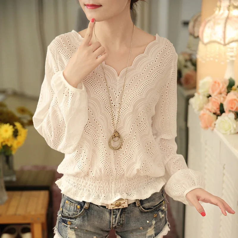 

2018 hot sale new arrival Spring and autumn Korean fashion women blouse V neck long sleeve slim lace female shirt