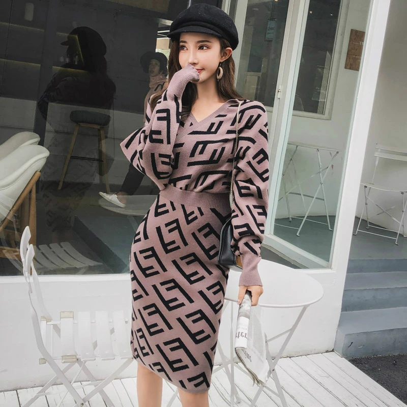 S-XL Plus Size Affordable Luxury Knitted Dress Women High Quality Casual Sweater Dress Winter Autumn Lady Bodycon Dress Elegant