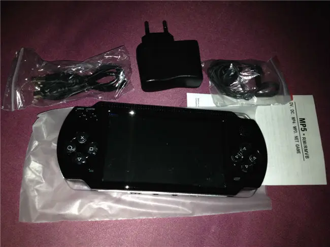 Free Shipping handheld game console real 8GB Memory portable video game built in thousand free games better than sega tetris nes