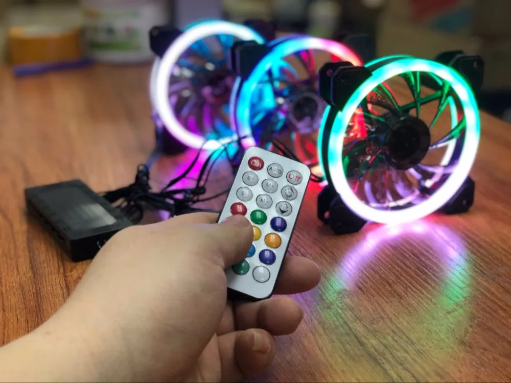 Aigo DR12 3 قطعة وحدة معالجة خارجية للحاسوب PC التبريد مروحة RGB ضبط LED 120 مللي متر هادئة + IR عن بعد جديد الكمبيوتر مسند تبريد للاب توب مدمج به مكبر صوت ...