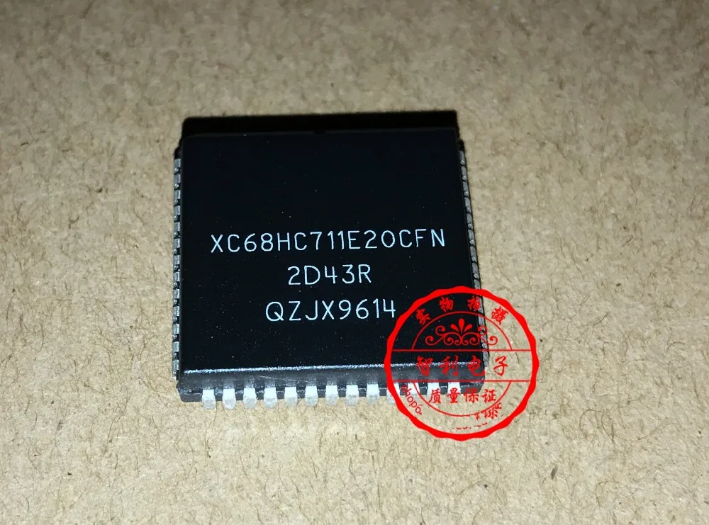100% новый и оригинальный XC68HC711E20CFN XC68HC711E20 | Электроника