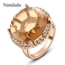 Nandudu 2 см большое кольцо с австрийскими кристаллами Специальный дизайн для женщин и девушек цвет розового золота кольца модное ювелирное изделие подарок R695