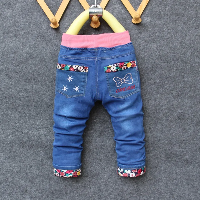 3087059224_1970016091