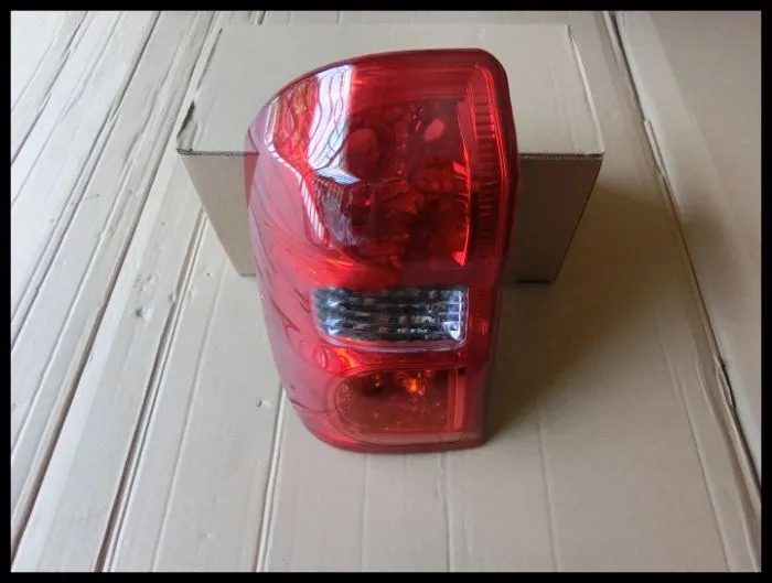 Задний фсветильник eOsuns в сборе для Toyota RAV4 2003-2004 |