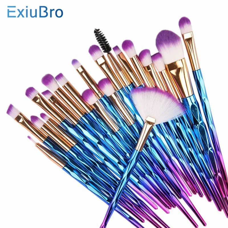 makeup brushes1