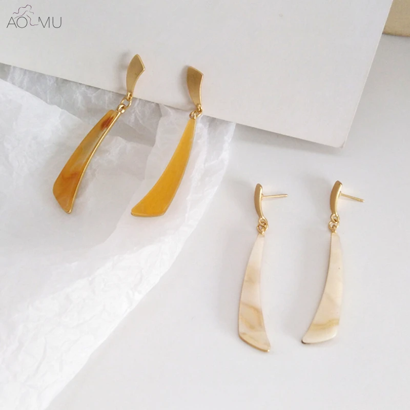 

AOMU Simple Vintage Fashion Acrylic Geometric Irregular Metal Long Dangle Earrings for Women Girl Party Jewelry Brincos