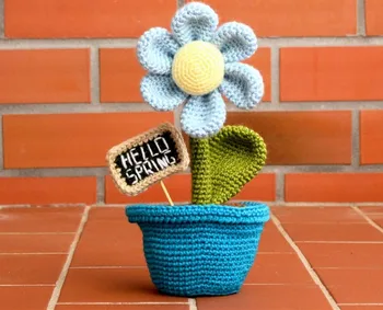 

crochet toys amigurumi rattle flower number w480