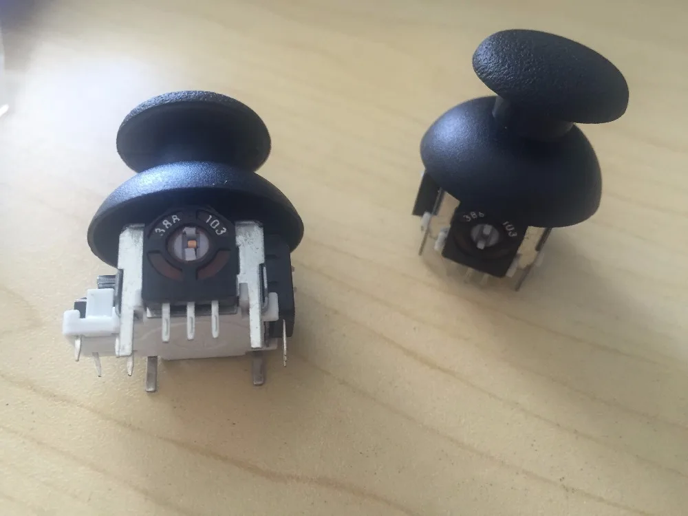 

Free Ship 2pcs Potentiometer B10K With Confirm Button Joystick Rocker/3D RC Helicopter Remote Control Potentiometer Joystick