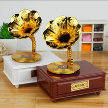 Exquisite Clockwork type Musical Box Retro gramophone Wooden typewriter box Music Box Creative birthday wedding Valentine gift