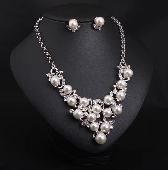 

Hesiod Silver Color Full Simulated Pearl Crystal Necklace Earrings Jewelry Sets Wedding Bridal Alloy Necklaces & Pendants Set