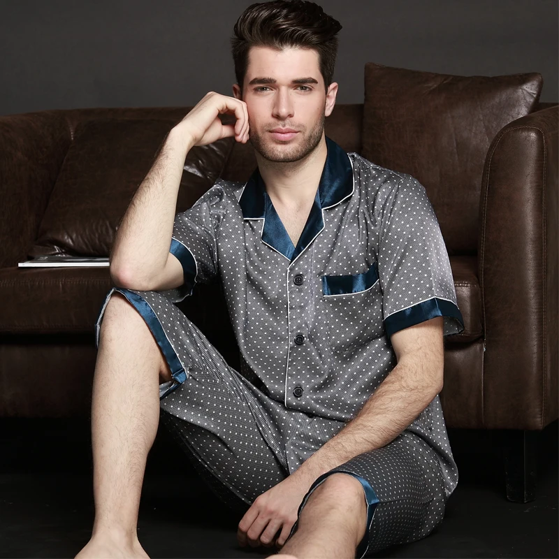 1Set pajamas male Mens leisure wear short-sleeved Summer pajamas male Jams imitation silk male 1Set pajamas male Mens leisure wear short-sleeved Summer pajamas male Jams imitation silk male