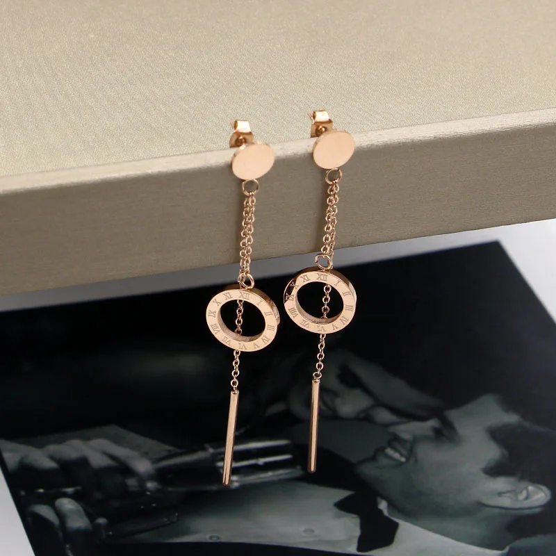 

2017 TYME Retro Jewelry Pendient Long Earrings Roman Numerals Round Handing Round Bar Tassel rose Earrings Pendientes Flecos