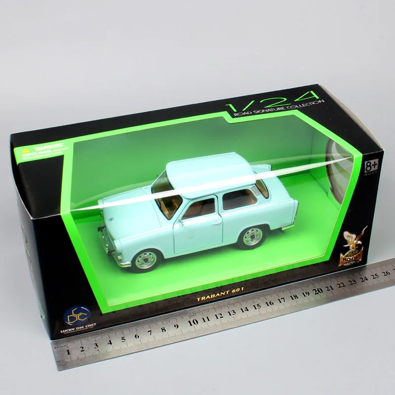 Kid's 1 24 классический винтажный немецкий DDR The Trabant 601 S P601 Trabbi DeLuxe 1966 литье под давлением масштабная модель Машинки Игрушки Миниатюрные модели