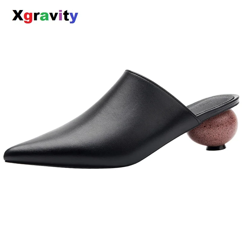 Xgravity плюс Размеры из настоящей кожи на странном каблуке на среднем каблуке обувь с острым носком Элегантные удобные женские Тапочки
