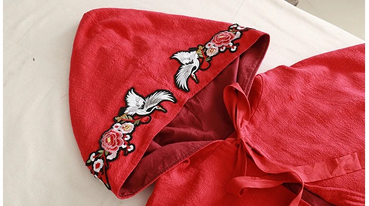 1875 embroidery trench coat (17)