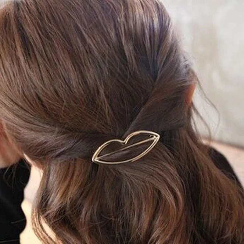 3pcs/New Arrival 2016Hollow Alloy Hairpin Triangle Kiss Clip Metal Top