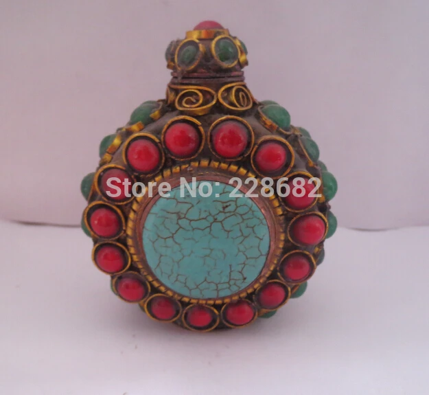 

Metal Crafts Decoration Crafts Chinese Old Handwork Copper Turquoise Inlaid Semi-precious Stone Beads Snuff Bottle fast Shipping