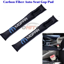 Шт. 2 шт. углерода волокно автомобиля прокладки для заполнения пустоты для логотип Mopar сиденья зазоры Plug щелевая подставки защитный коврик авто интимные аксессуары
