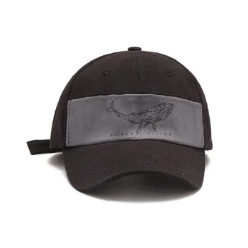 

Spring and Autumn Animal Cotton Baseball Cap with Whale pattern Peaked Embroidered letter Dad Hat for Men Women 7-Panel Black