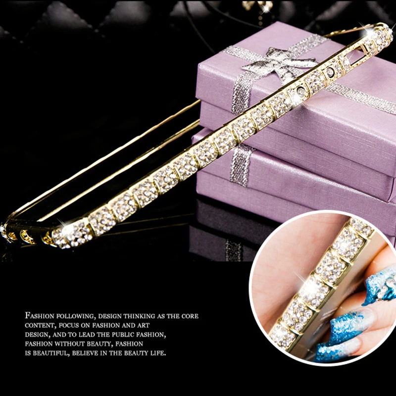 Para iPhone X XR XS Max funda de lujo Bling diamante parachoques para iPhone 8 7 6 6 S Plus marco de Metal con incrustaciones de serpiente de diamantes de imitación brillante