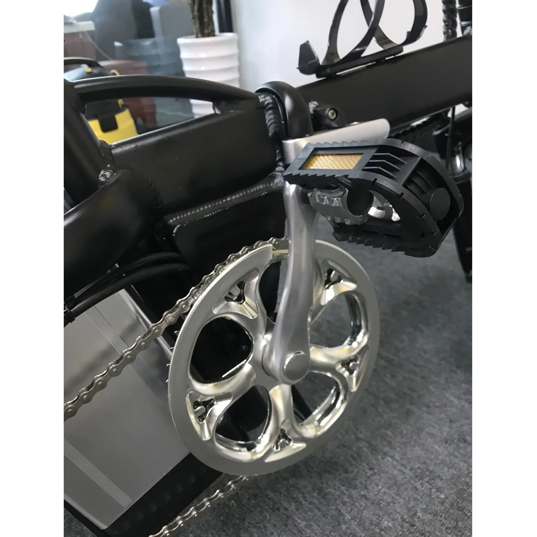 Perfect Overseas warehouse folding electric bicycle 48V 10A battery high speed motor electric vehicle 5 Perfect Overseas warehouse folding electric bicycle 48V 10A battery high speed motor electric vehicle 5