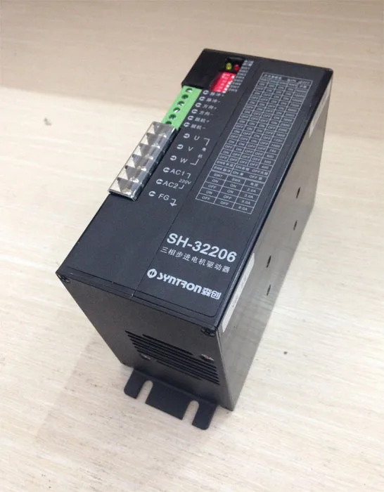 

Original new MoriSH-32206 three-phase hybrid stepper motor driver