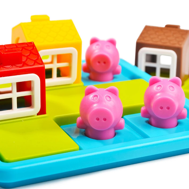 three little pigs plastic toys