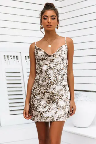 

Women Summer Beach Strappy Dress Mini Floral V-neck Party Sundress 2019 Hot Sale Women Evening Party Club Mini Dress Vestidos
